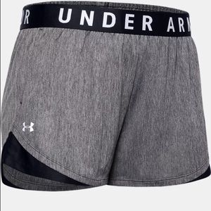 Under Armour Play Up 3.0 Twist Shorts
